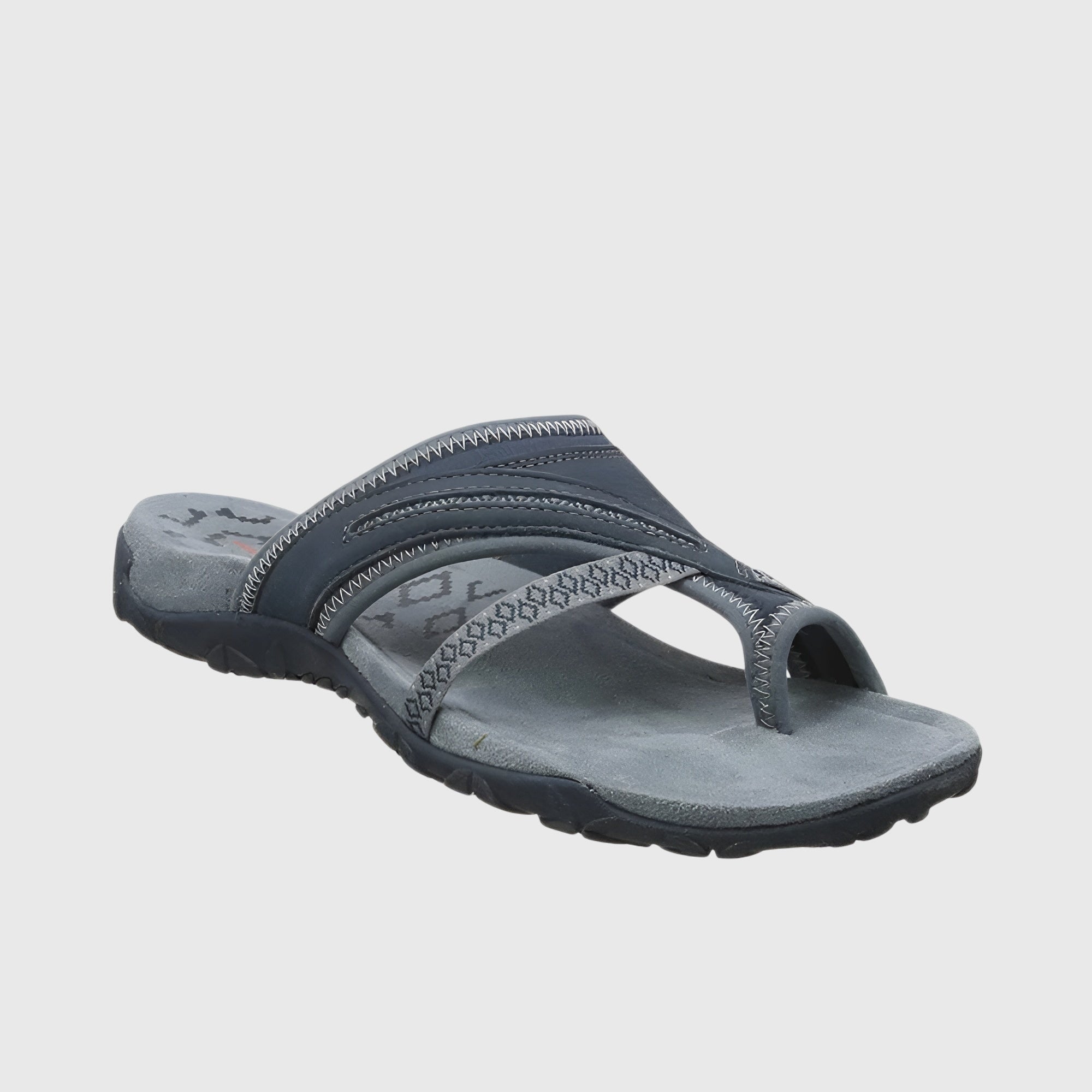 The Noor Toe-Loop Sandal