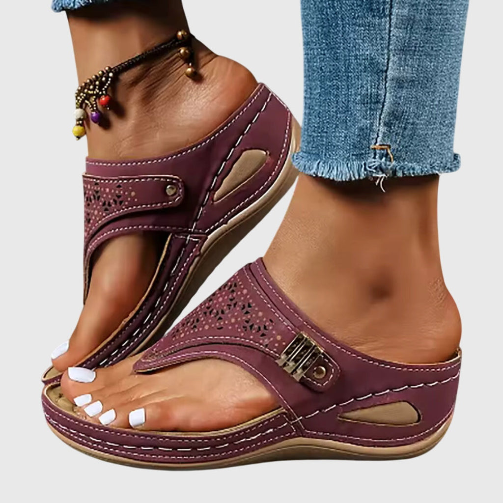 The Romy Closed-Toe Wedge