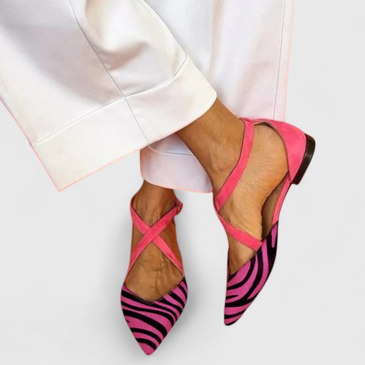 The Quintessa Pointed Flat